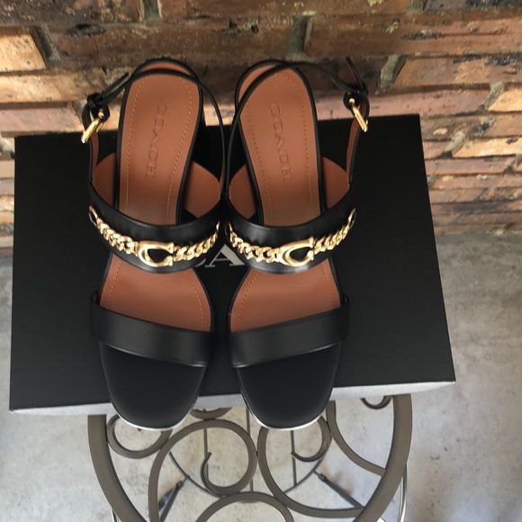 Coach size 11 sandals - Picture 6 of 8